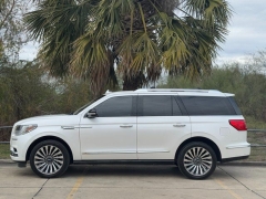 Used 2019  Lincoln Navigator 4d SUV 4WD Reserve at Drivenci Motors near Olmito&comma; TX