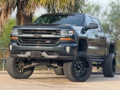 Used 2018  Chevrolet Silverado 1500 4WD Crew Cab LT at Drivenci Motors near Olmito&comma; TX