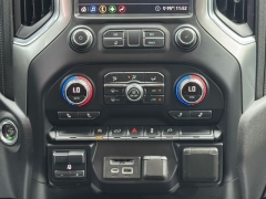 Used 2020  Chevrolet Silverado 1500 4WD Crew Cab 147" LT at Drivenci Motors near Olmito&comma; TX