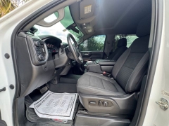 Used 2021  Chevrolet Silverado 1500 4WD Crew Cab 147" RST at Drivenci Motors near Olmito&comma; TX
