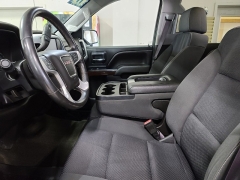 Used 2017  GMC Sierra 1500 4WD Crew Cab 143&period;5" SLE at J's Auto near Manchester&comma; IA