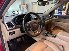 Used 2014  Jeep Grand Cherokee 4d SUV 4WD Limited at J's Auto near Manchester&comma; IA