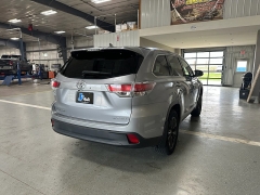 Used 2016 Toyota Highlander 4d SUV AWD XLE at J's Auto near Manchester, IA