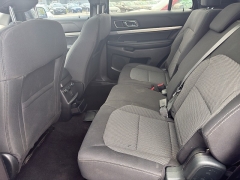 Used 2019  Ford Explorer 4d SUV 4WD XLT V6 at J's Auto near Manchester&comma; IA