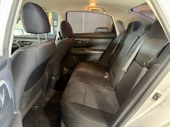 Used 2018  Nissan Altima 2&period;5 SV Sedan at J's Auto near Manchester&comma; IA