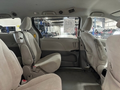 Used 2014 Toyota Sienna 5dr Van V6 LE FWD (Natl) at J's Auto near Manchester, IA