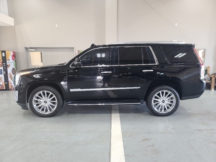 Used 2019 Cadillac Escalade 4d SUV 4WD Luxury at J's Auto near Manchester, IA