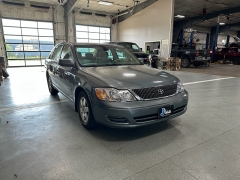 Used 2001 Toyota Avalon 4d Sedan XL Bucket Seats at J's Auto near Manchester, IA
