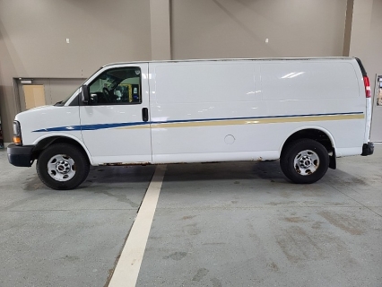 2014 GMC Savana Cargo Work Van