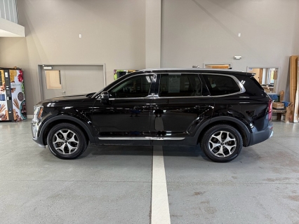 Used 2022 Kia Telluride EX AWD at J's Auto near Manchester, IA