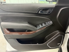 Used 2020  GMC Yukon 4d SUV 4WD SLE at J's Auto near Manchester&comma; IA