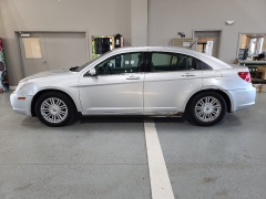  2008 Chrysler Sebring 4d Sedan Touring at J's Auto near Manchester, IA
