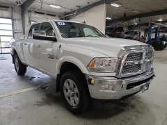 Used 2017  Ram 2500 Laramie 4x4 Crew Cab 6'4" Box at J's Auto near Manchester&comma; IA