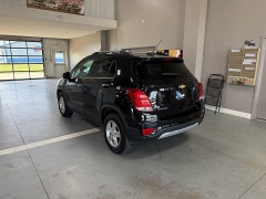 Used 2020  Chevrolet Trax 4d SUV AWD LT at J's Auto near Manchester&comma; IA