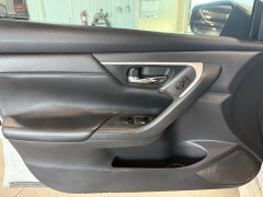 Used 2018  Nissan Altima 2&period;5 SR Sedan at J's Auto near Manchester&comma; IA