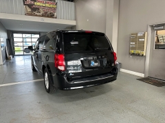 Used 2019 Dodge Grand Caravan 4d Wagon SXT at J's Auto near Manchester, IA