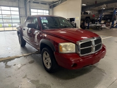 Used 2007 Dodge Dakota 4WD Quad Cab SLT at J's Auto near Manchester, IA
