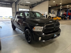Used 2016  Ram 1500 4WD Crew Cab 140&period;5" Express at J's Auto near Manchester&comma; IA