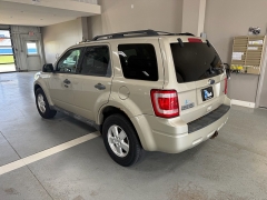 Used 2010  Ford Escape 4d SUV 4WD XLT at J's Auto near Manchester&comma; IA