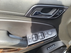 Used 2018  Chevrolet Tahoe 4d SUV RWD LT at J's Auto near Manchester&comma; IA