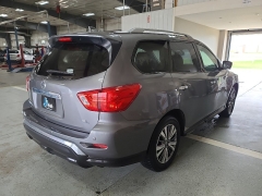 Used 2020  Nissan Pathfinder 4d SUV FWD SL at J's Auto near Manchester&comma; IA