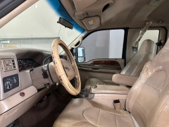 Used 2000 Ford Super Duty F-250 4WD Supercab Lariat at J's Auto near Manchester, IA