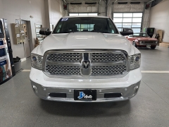 Used 2018  Ram 1500 4WD Crew Cab Laramie at J's Auto near Manchester&comma; IA