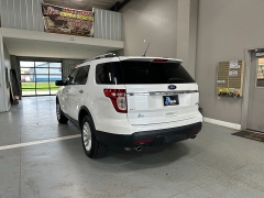 Used 2014 Ford Explorer 4d SUV 4WD XLT at J's Auto near Manchester, IA