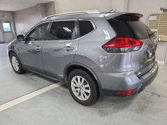 Used 2017  Nissan Rogue 2017&period;5 FWD SV at J's Auto near Manchester&comma; IA