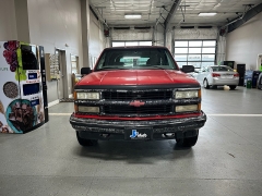 Used 1999 Chevrolet Suburban 1500 SUV 4WD LT at J's Auto near Manchester, IA