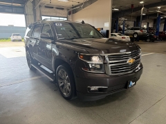 Used 2017  Chevrolet Tahoe 4d SUV 4WD Premier at J's Auto near Manchester&comma; IA