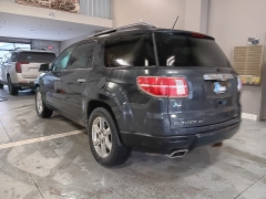 Used 2007  Saturn Outlook 4d SUV FWD XR at J's Auto near Manchester&comma; IA