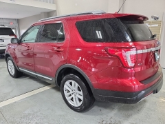 Used 2019  Ford Explorer 4d SUV 4WD XLT V6 at J's Auto near Manchester&comma; IA