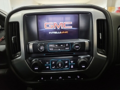 Used 2017  GMC Sierra 1500 4WD Crew Cab 143&period;5" SLE at J's Auto near Manchester&comma; IA