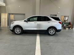 Used 2018 Chevrolet Equinox 4d SUV AWD LT w/1LT at J's Auto near Manchester, IA