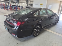 Used 2022  Hyundai Sonata Limited 1&period;6T at J's Auto near Manchester&comma; IA
