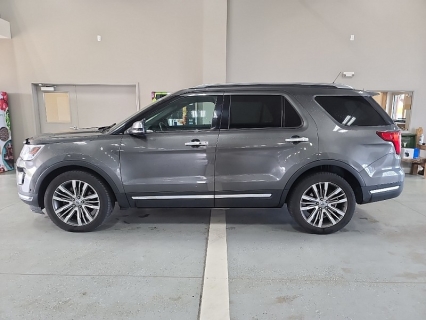 Used 2018 Ford Explorer 4d SUV 4WD Platinum at J's Auto near Manchester, IA