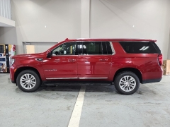  2023 GMC Yukon XL 4WD 4dr SLT at J's Auto near Manchester&comma; IA