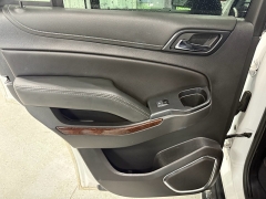 Used 2020  GMC Yukon 4d SUV 4WD SLE at J's Auto near Manchester&comma; IA