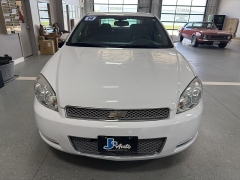 Used 2014  Chevrolet Impala Limited 4d Sedan LT at J's Auto near Manchester&comma; IA