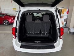 Used 2018  Dodge Grand Caravan SE Plus Wagon at J's Auto near Manchester&comma; IA