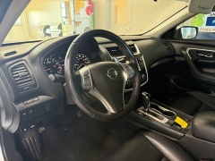 Used 2018  Nissan Altima 2&period;5 SR Sedan at J's Auto near Manchester&comma; IA