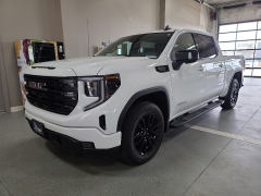 Used 2023  GMC Sierra 1500 4WD Crew Cab 147" Elevation w&sol;3SB at J's Auto near Manchester&comma; IA