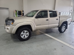 Used 2007  Toyota Tacoma 4WD Double 128 V6 &lpar;Natl&rpar; at J's Auto near Manchester&comma; IA