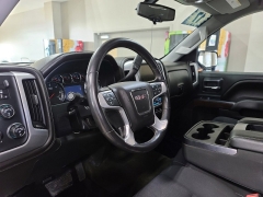 Used 2017  GMC Sierra 1500 4WD Crew Cab 143&period;5" SLE at J's Auto near Manchester&comma; IA