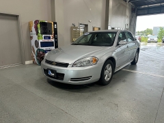 Used 2009 Chevrolet Impala 4d Sedan LT at J's Auto near Manchester, IA