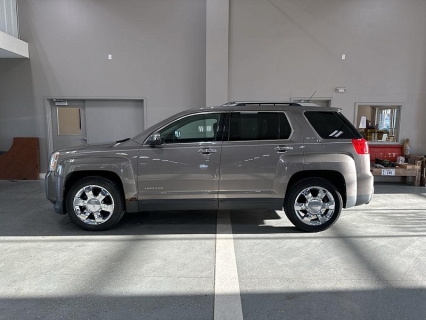 2010 GMC Terrain SLT-2's photo