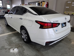 Used 2024  Nissan Altima 2&period;5 S Sedan at J's Auto near Manchester&comma; IA