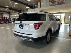 Used 2017 Ford Explorer 4d SUV FWD XLT at J's Auto near Manchester, IA