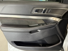 Used 2019  Ford Explorer 4d SUV FWD XLT Ecoboost at J's Auto near Manchester&comma; IA
